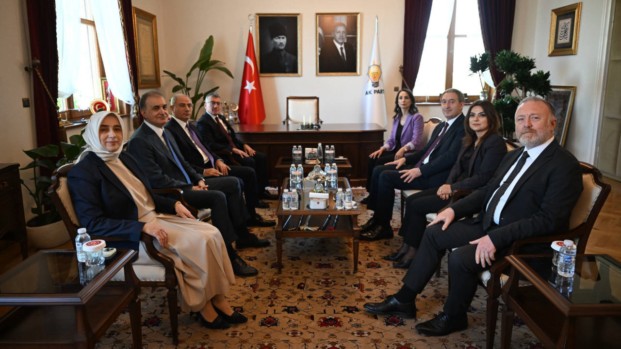 DEM Parti'den AKP'ye ziyaret