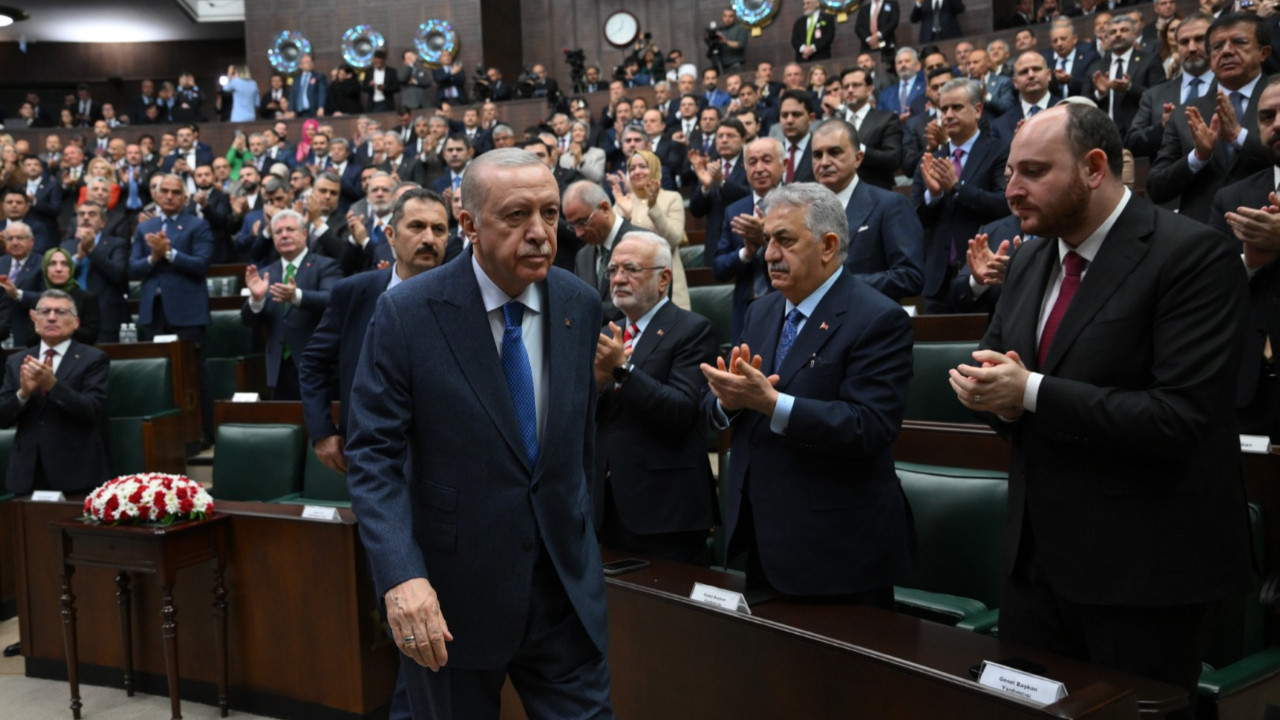 AKP'nin anayasa mesaisi haziranda başlıyor