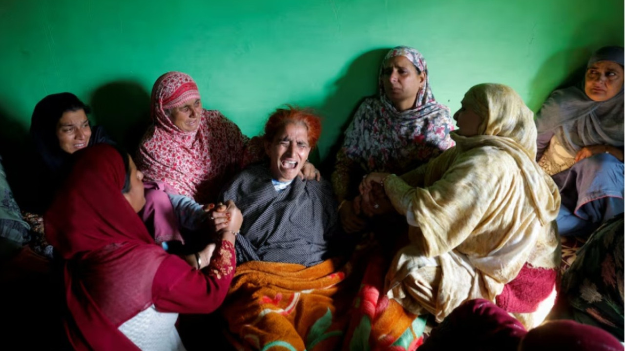 Milletvekilinden skandal sözler: Eşlerini saldırıda kaybeden kadınları suçladı