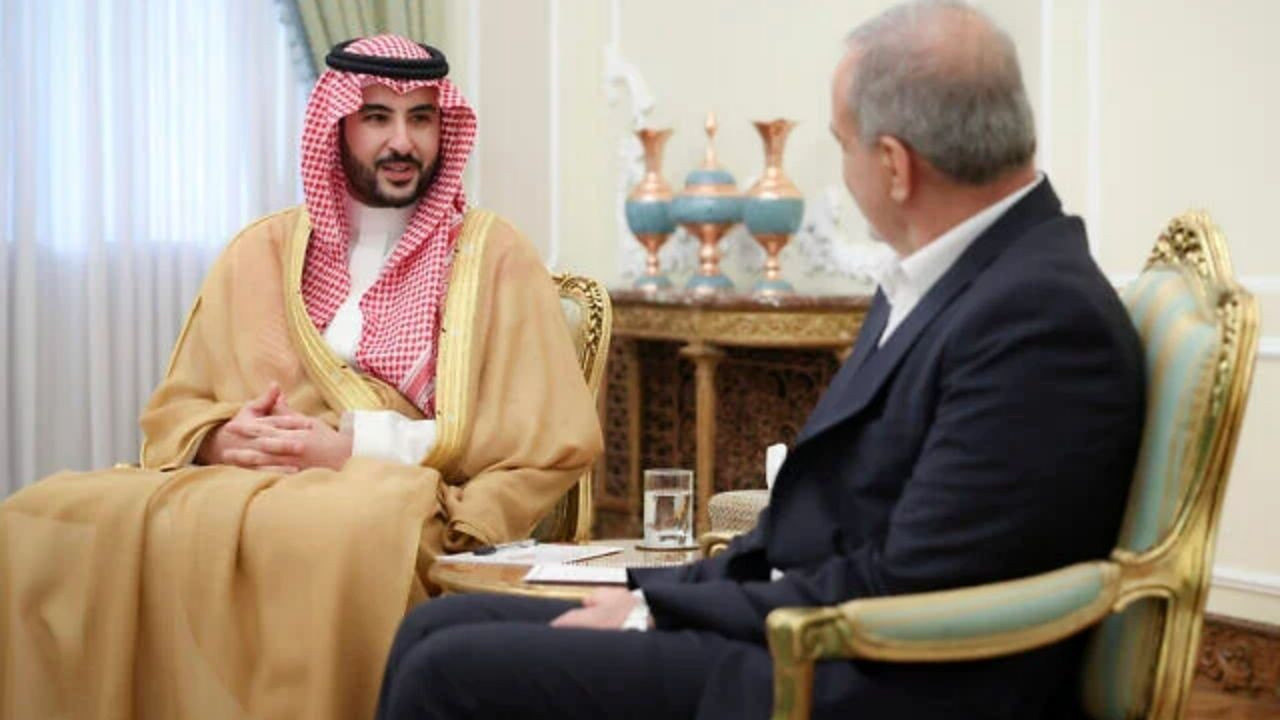 Suudi Arabistan'dan İran'a uyarı: Ya anlaşmaya var ya da...