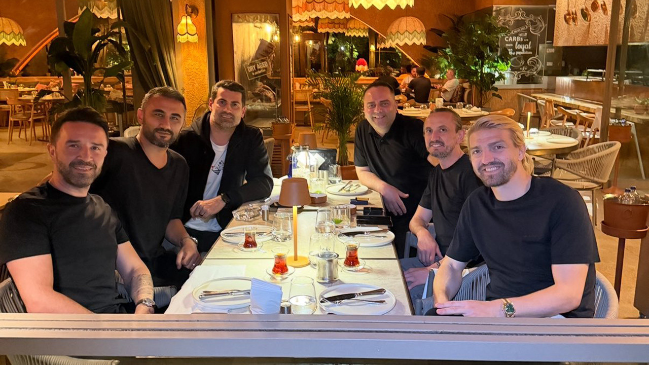 Fenerbahçe'nin efsaneleri aynı masada: Geri dönüş sinyali mi?