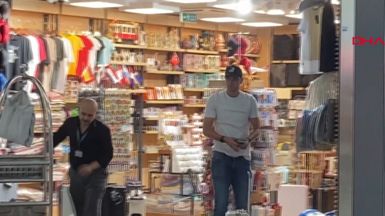 Fenerbahçe'ye sessiz veda: Valizini aldı, İstanbul'dan ayrıldı