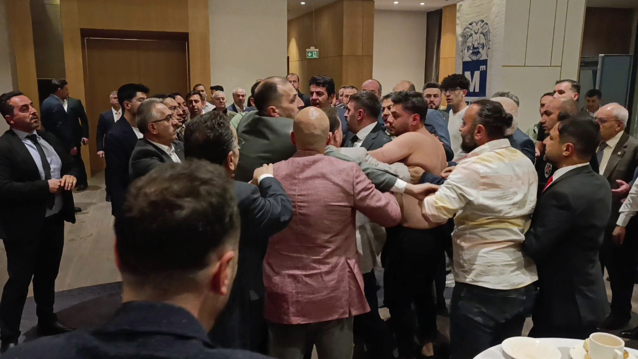 Oda başkanı seçiminde yumruklu kavga