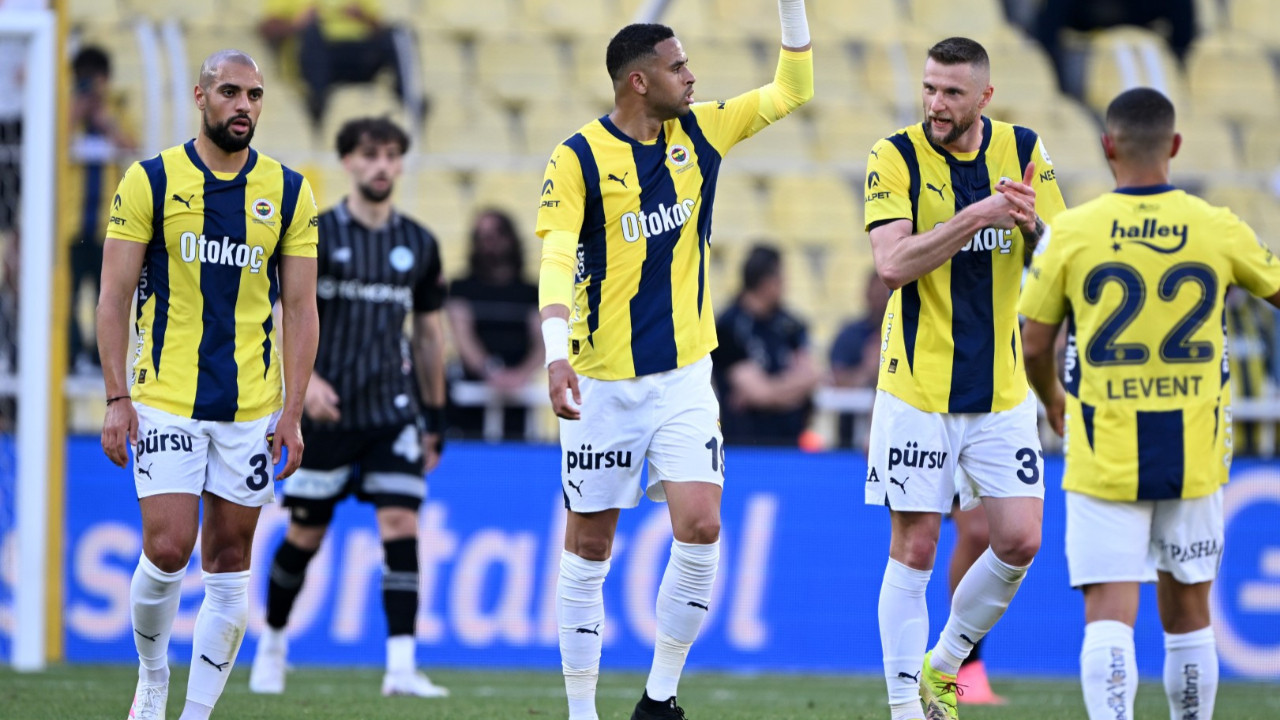 Youssef En-Nesyri sezonu 30 golle bitirdi