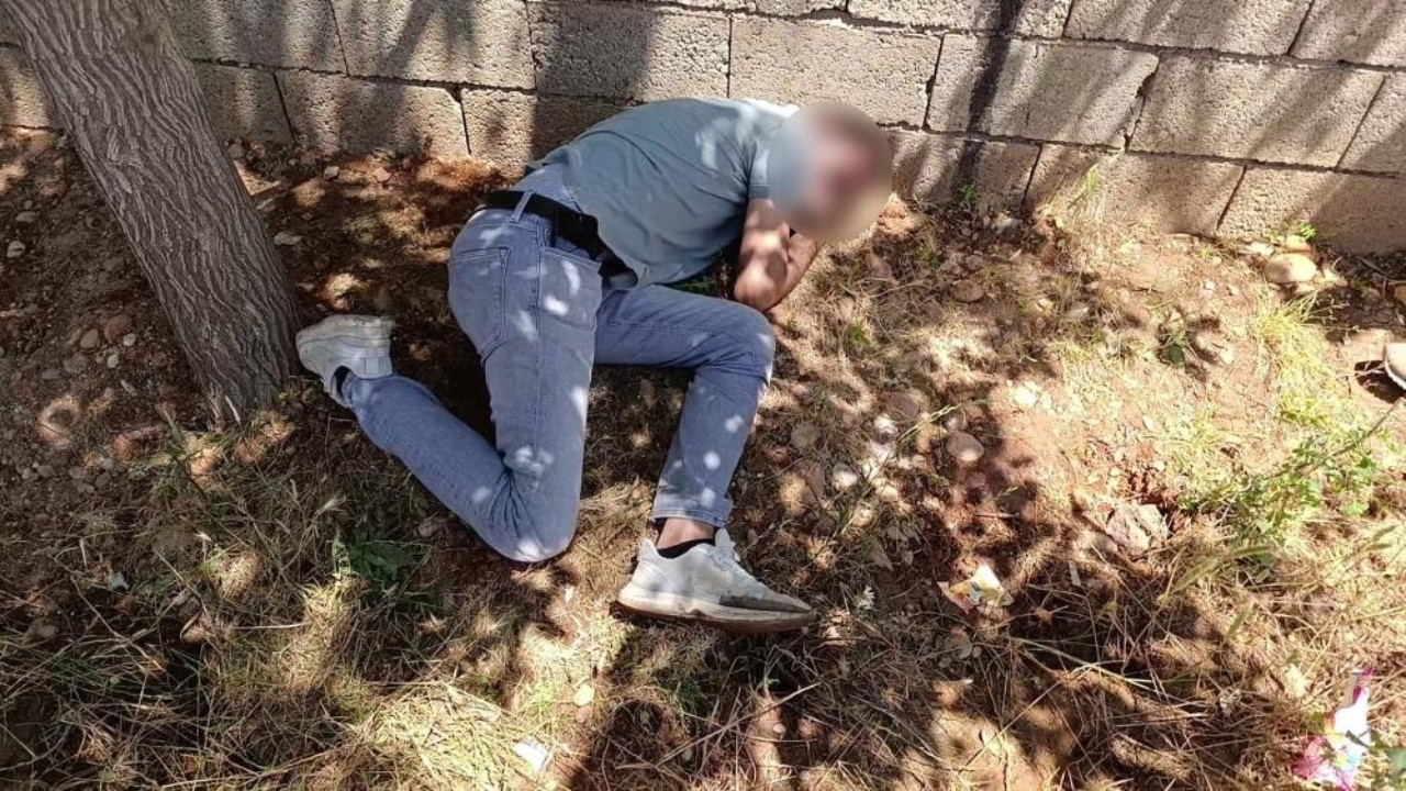 Caddenin ortasına yığılıp kaldılar