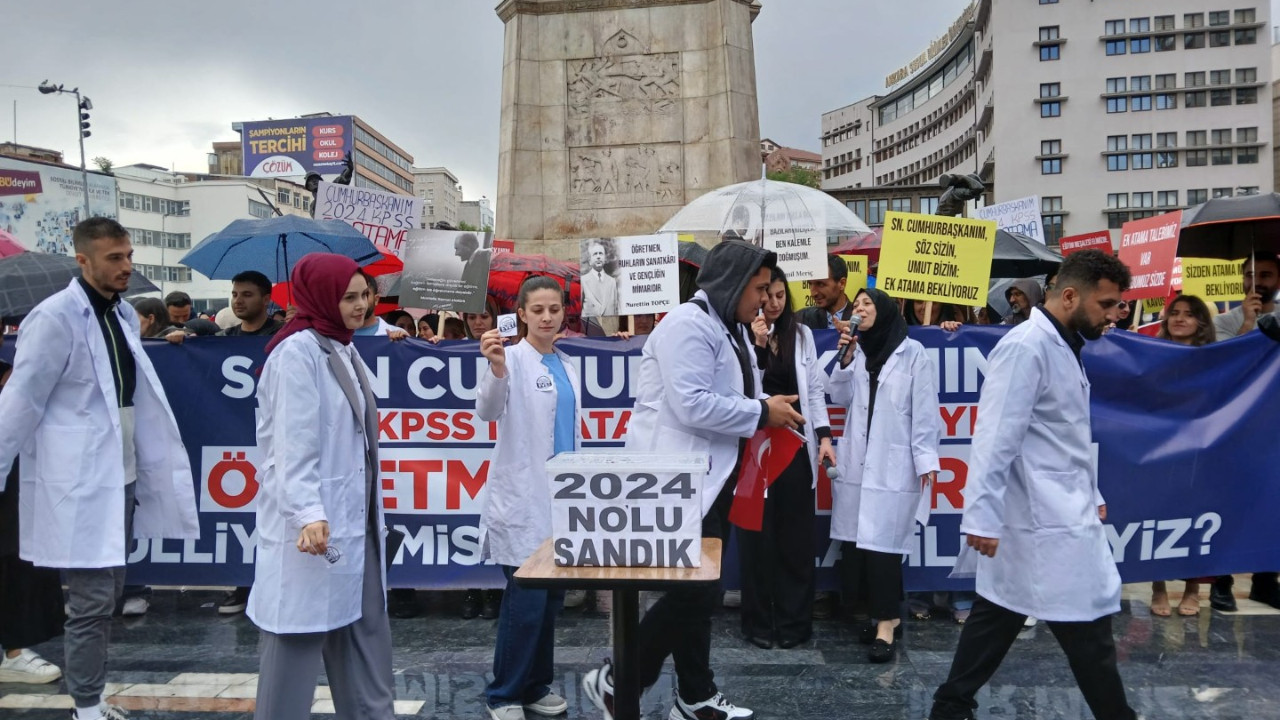 Ek atama bekleyen öğretmenler, Erdoğan'a seslendi: 'Bizi görün'