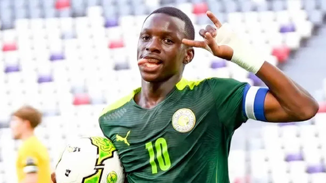 Osimhen'in rekorunu kırmıştı: Avrupa devlerini es geçip Fenerbahçe'ye geliyor