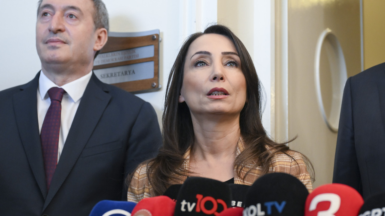 DEM Parti şerh düştü: Beklentiyi karşılamıyor