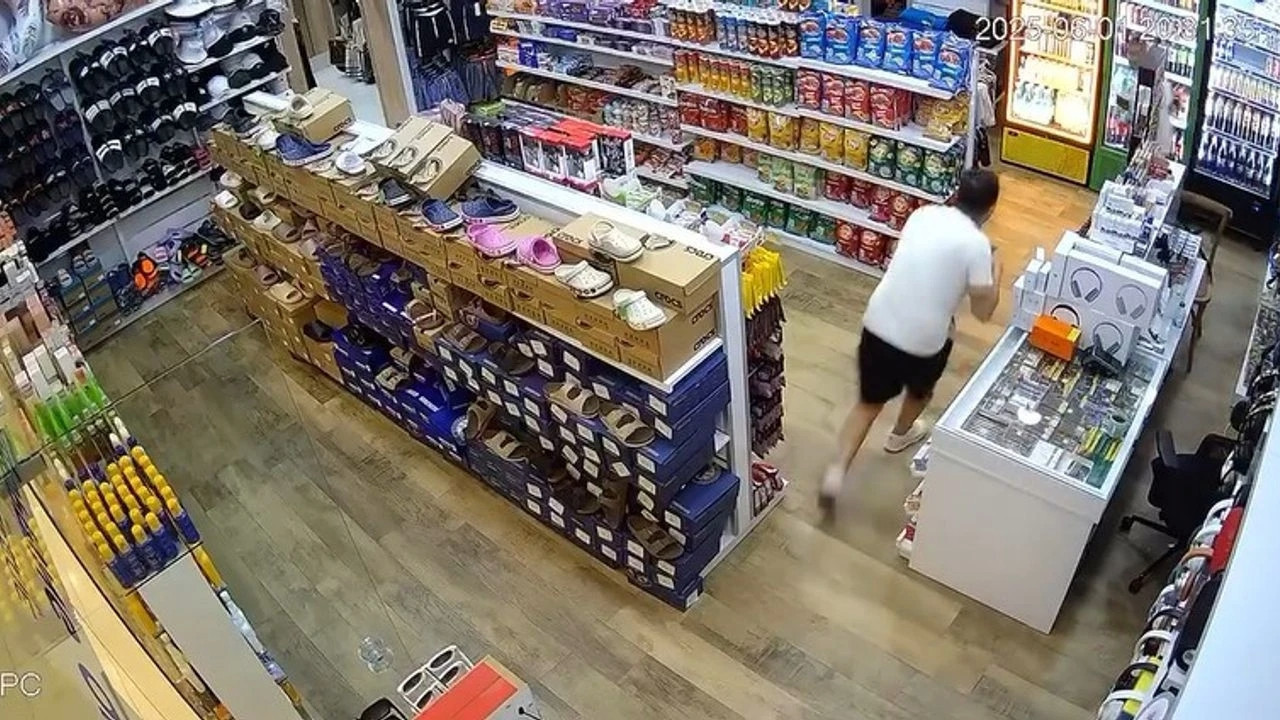 Depremdeki önceliği çay bardağı oldu