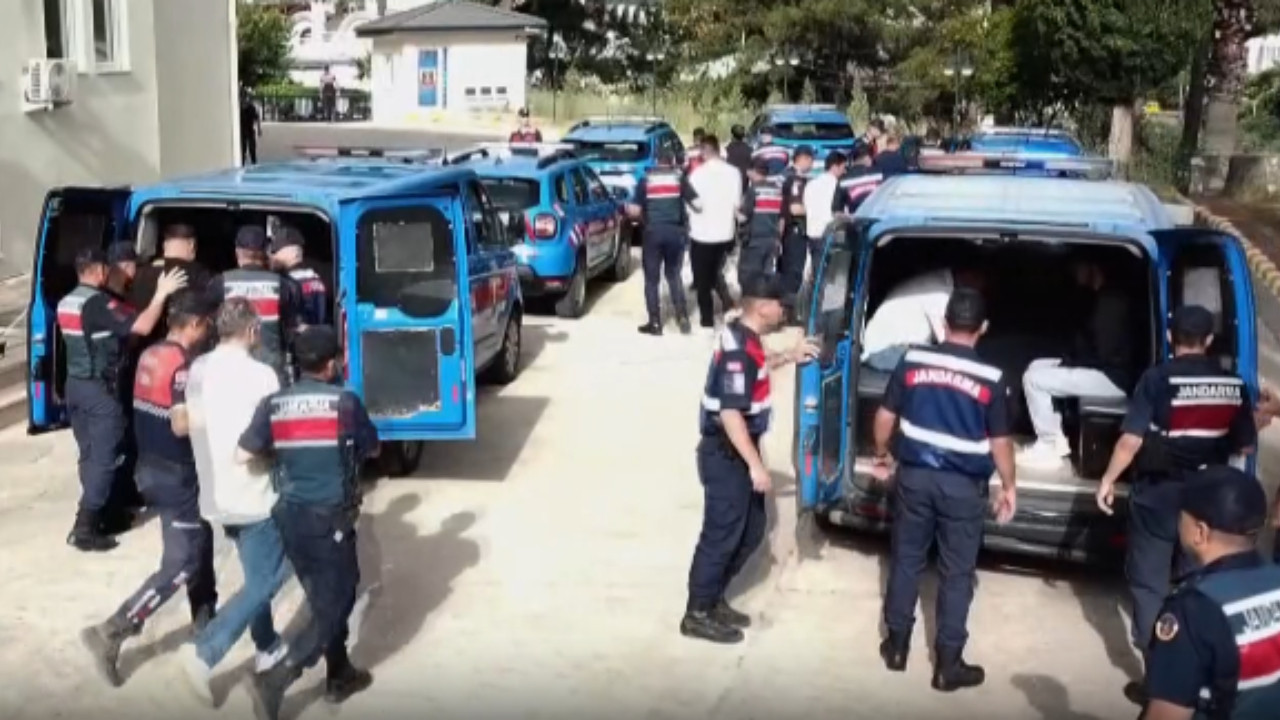 11 çeteye operasyon: 90 kişi gözaltında