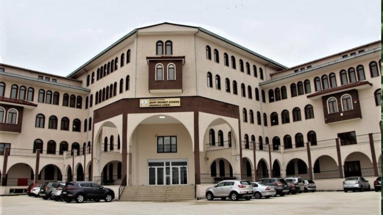 Çiçek hastalığı alarmı: Eğitime ara verildi