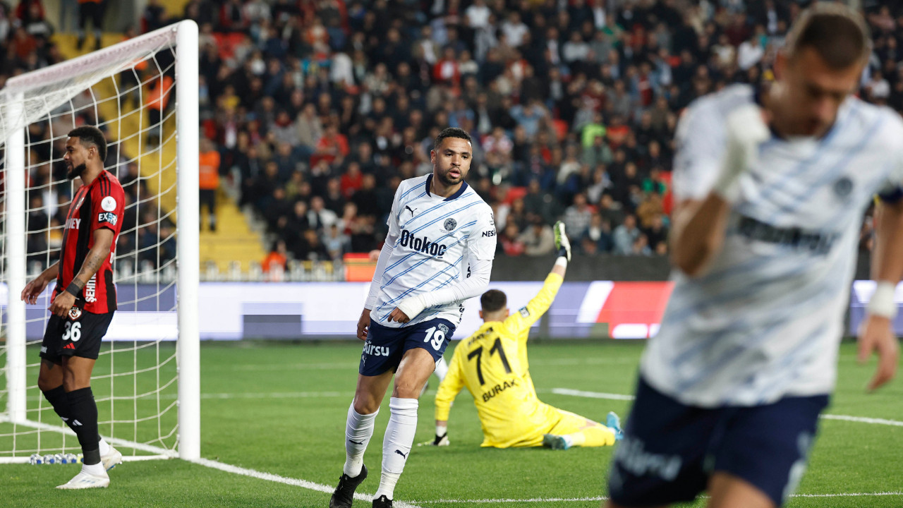En Nesyri, Fenerbahçe'yi görmezden geldi