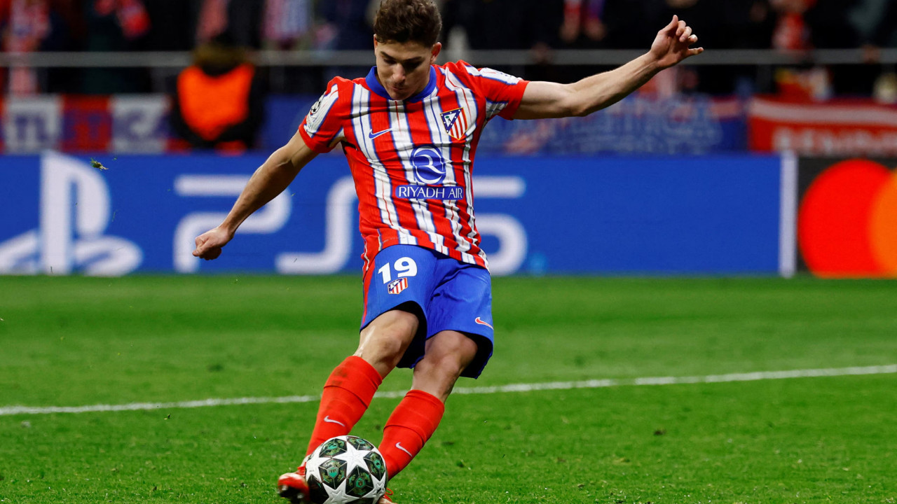 Julian Alvarez’in tartışmalı penaltısı sonrası kural değişti: IFAB’dan tarihi karar!