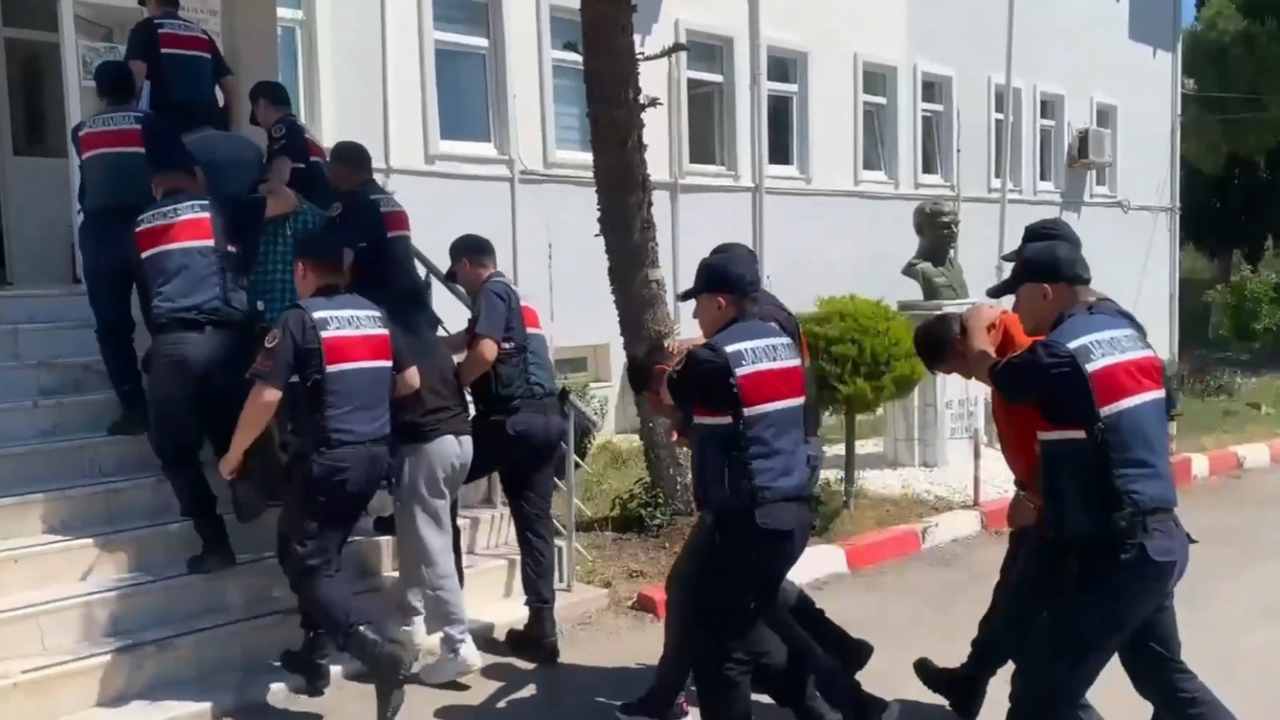 Dört ay izlendiler, 30 kişi tutuklandı