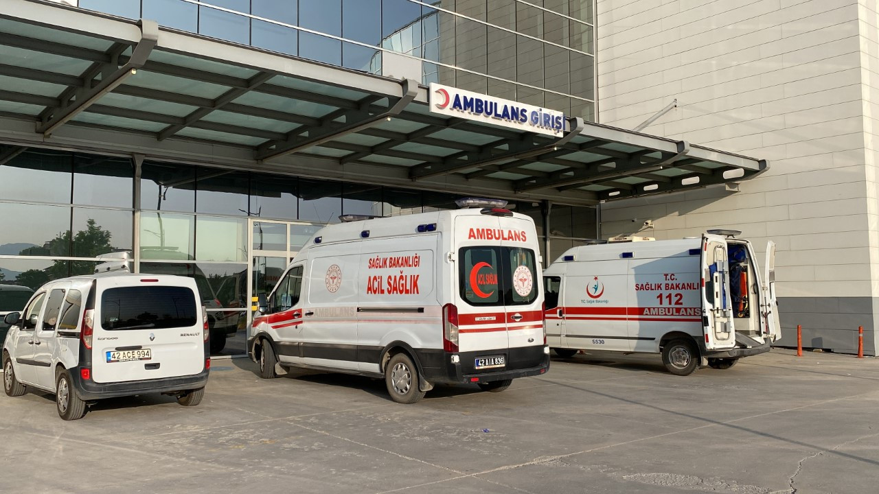 Kurban etinden zehirlendiler