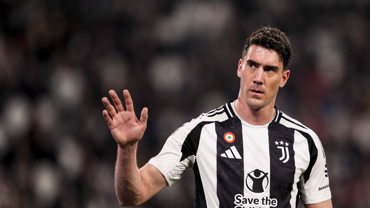 Fenerbahçe Juventus'u ikna etti ama Sırp yıldız isteksiz!