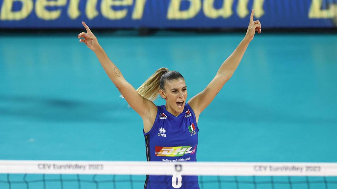 Fenerbahçe'den dev transfer: Alessia Orro resmen imzaladı