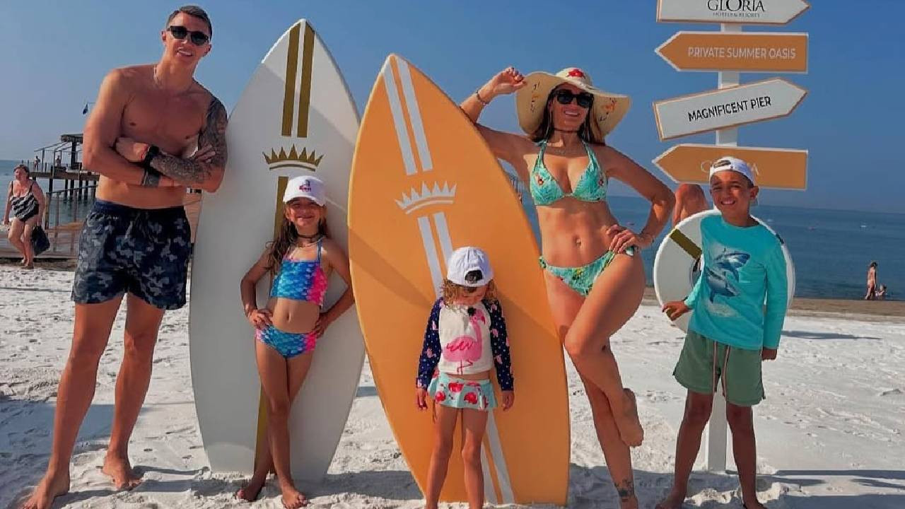 Muslera Türkiye'ye geri döndü