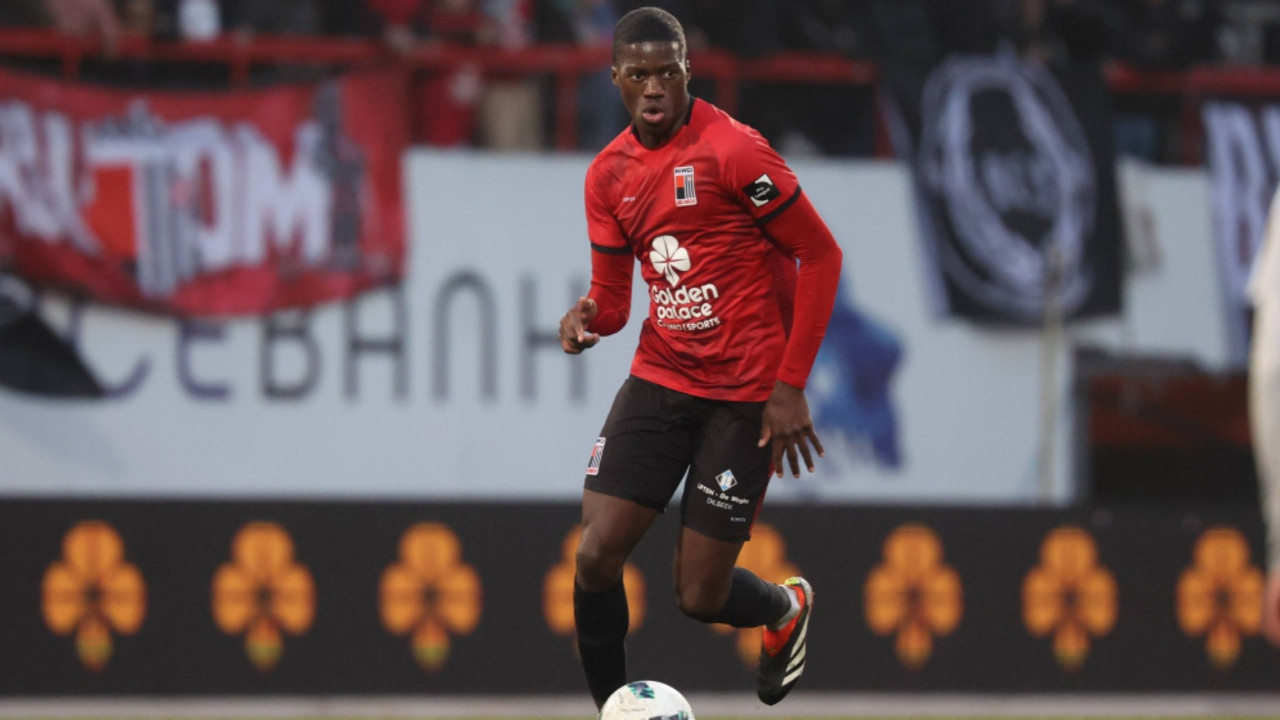 Chelsea'ye Fransız stoper: Mamadou Sarr imzayı attı