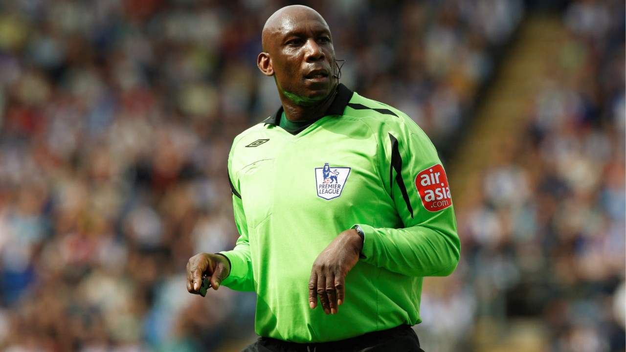 Premier Lig’in ilk siyahi hakemi hayatını kaybetti