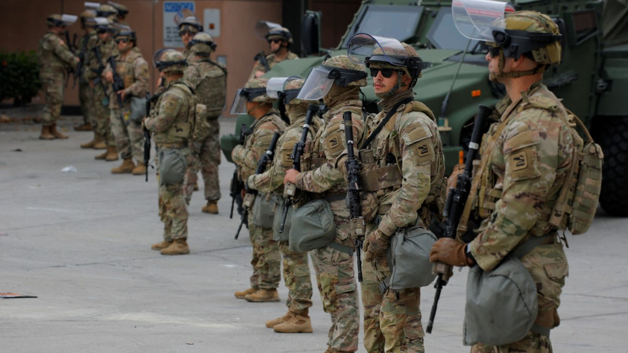 Çarpıcı anket: ABD'lilerin çoğu ülkede askeri güç kullanımına karşı