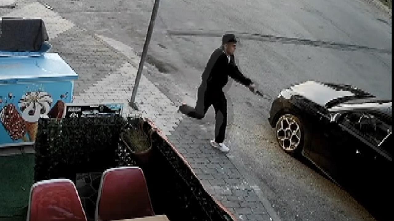 İstanbul'da suikast girişimi kamerada: Kurşun yağdırdı