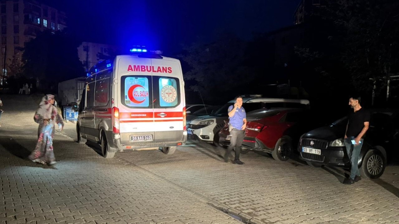 Polis lojmanında yangın: Çok sayıda yaralı var