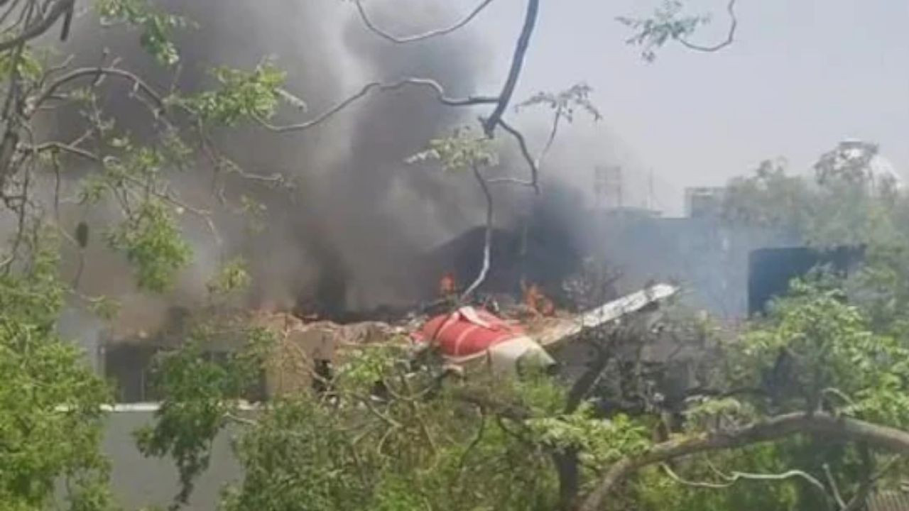 Hindistan'da uçak düştü: En az 294 kişi öldü