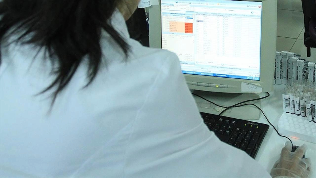 Milyonlar bekliyordu: İlaç raporlarının süresi uzatıldı