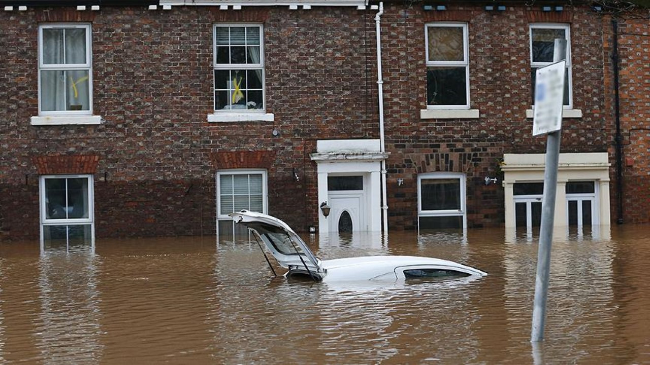 ABD’de sel faciası: 10 ölü