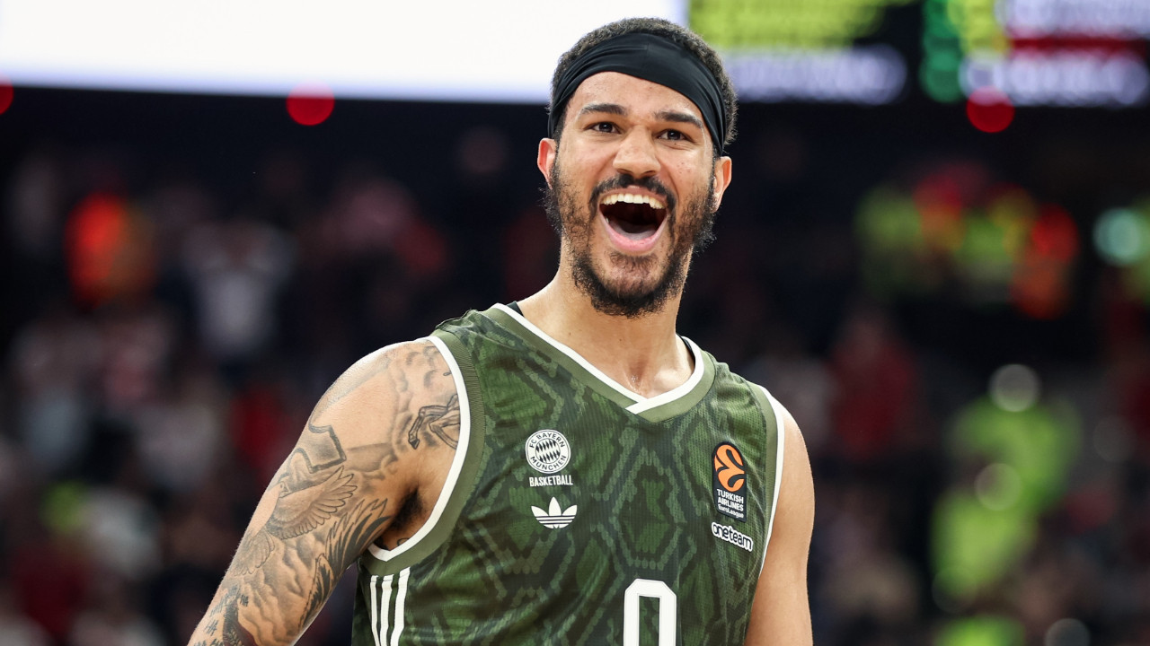 Anadolu Efes, yılın savunmacısını alıyor