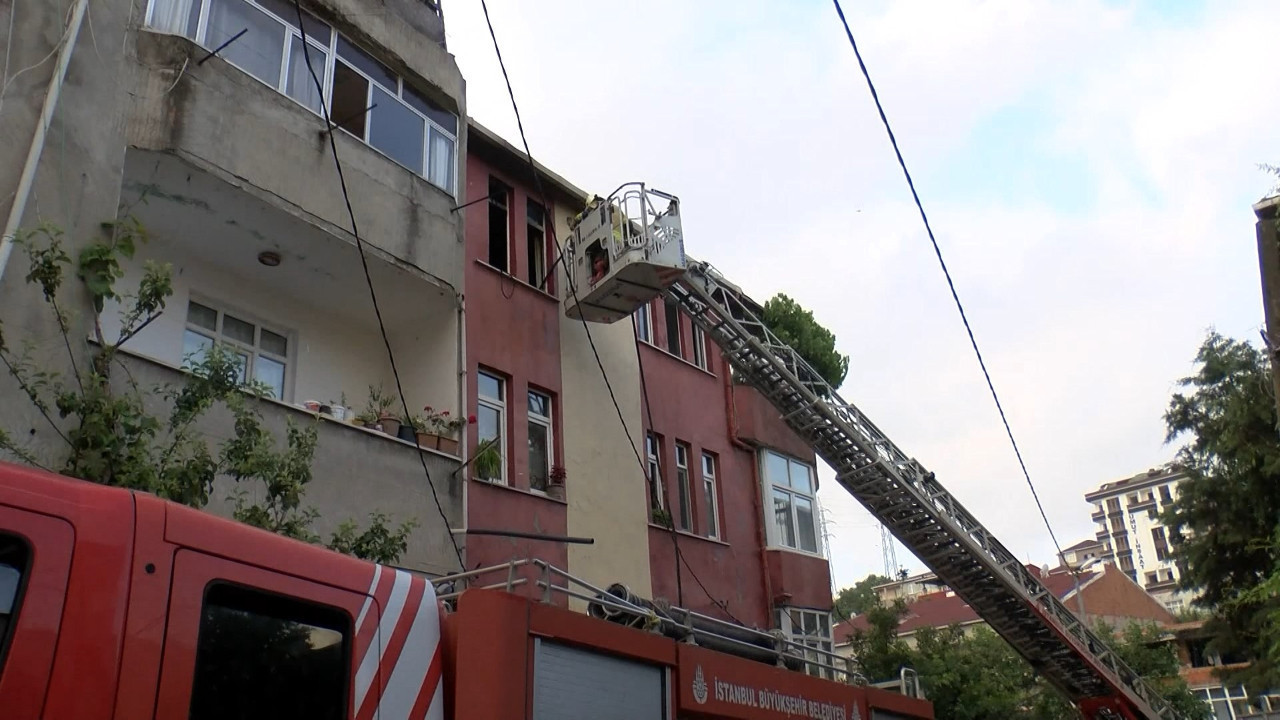 Komşularını uyarıp binayı boşalttı: Avcılar'da korkutan patlama