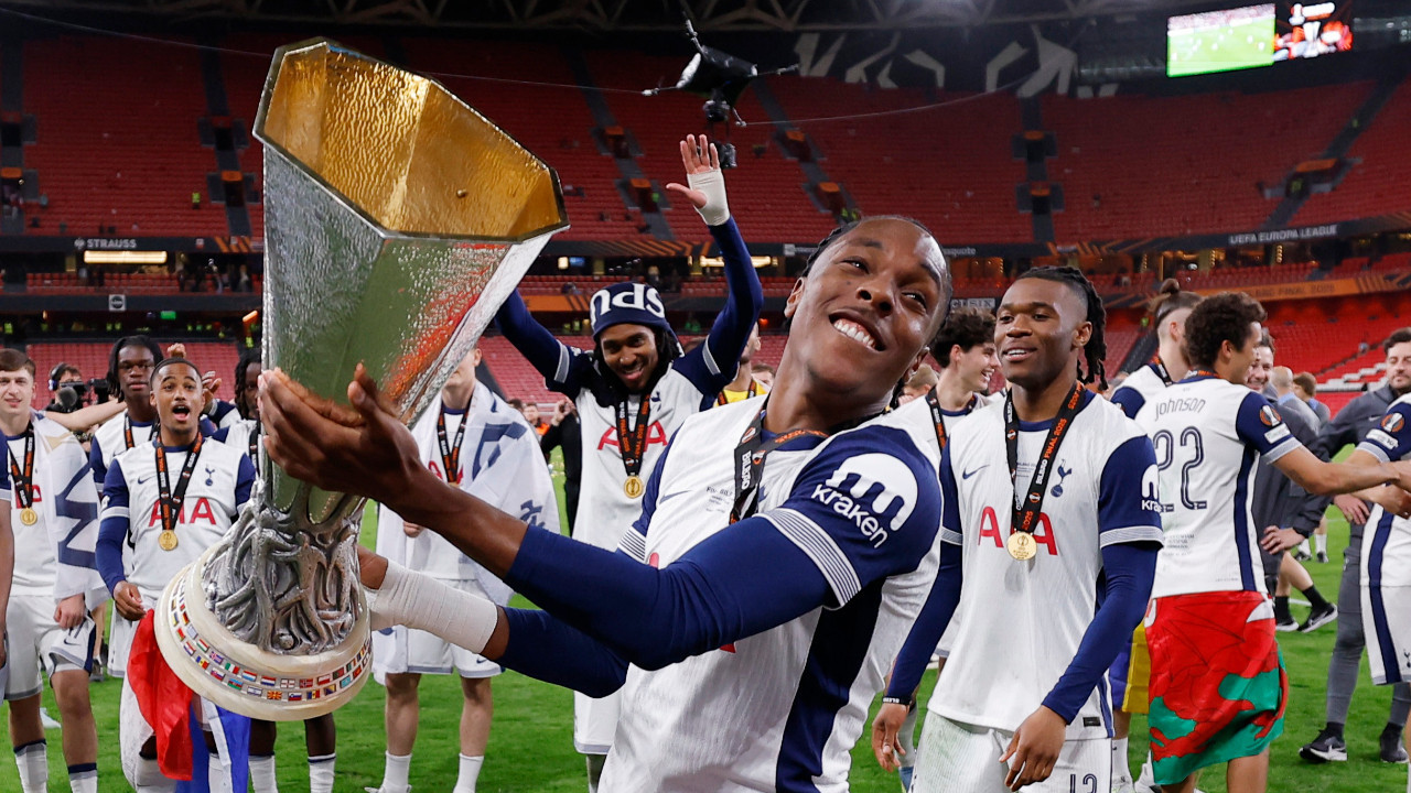 Bayern indirim yaptı, Tottenham ile el sıkıştı