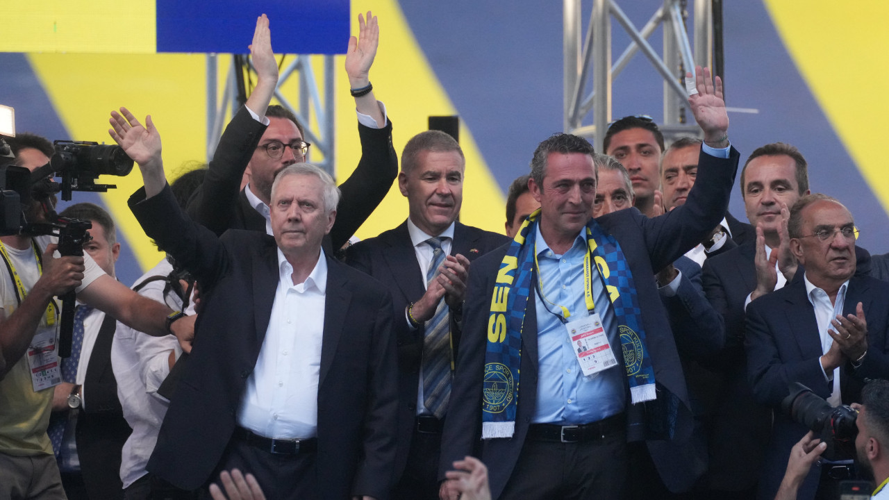 Fenerbahçe'de imza krizi: Tüzük mü, Medeni Kanun mu geçerli? Kongre iptal edilebilir mi?