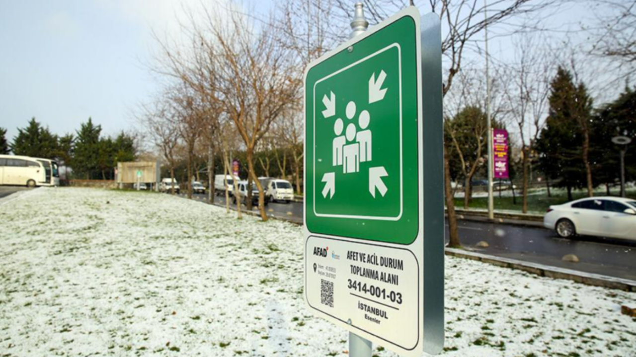 Görmesek de bilmesek de: İstanbul'da beş bin toplanma alanı varmış!