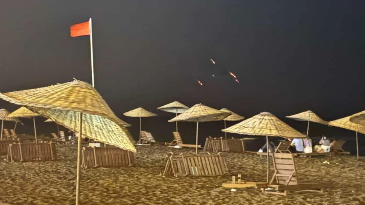 İran'ın fırlattığı füzeler Hatay'dan böyle görüldü