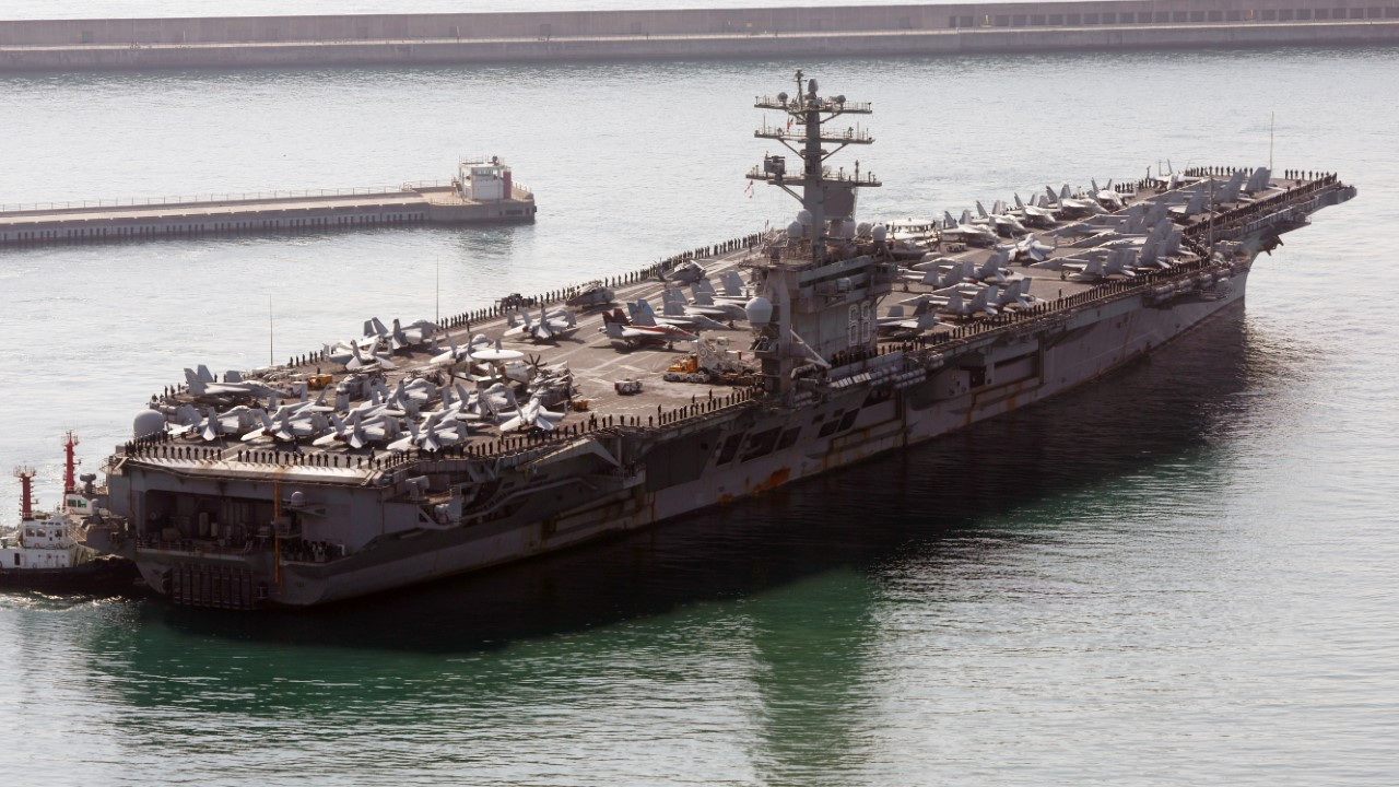 ABD, uçak gemisini Orta Doğu’ya gönderiyor