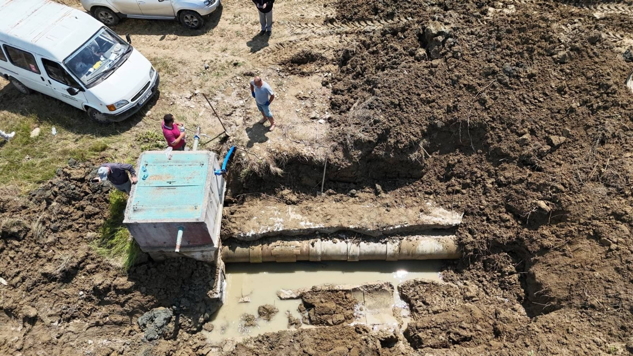 Karasu Ovası kuruyor! Bir boru yüzünden binlerce dönüm tarla tehlikede