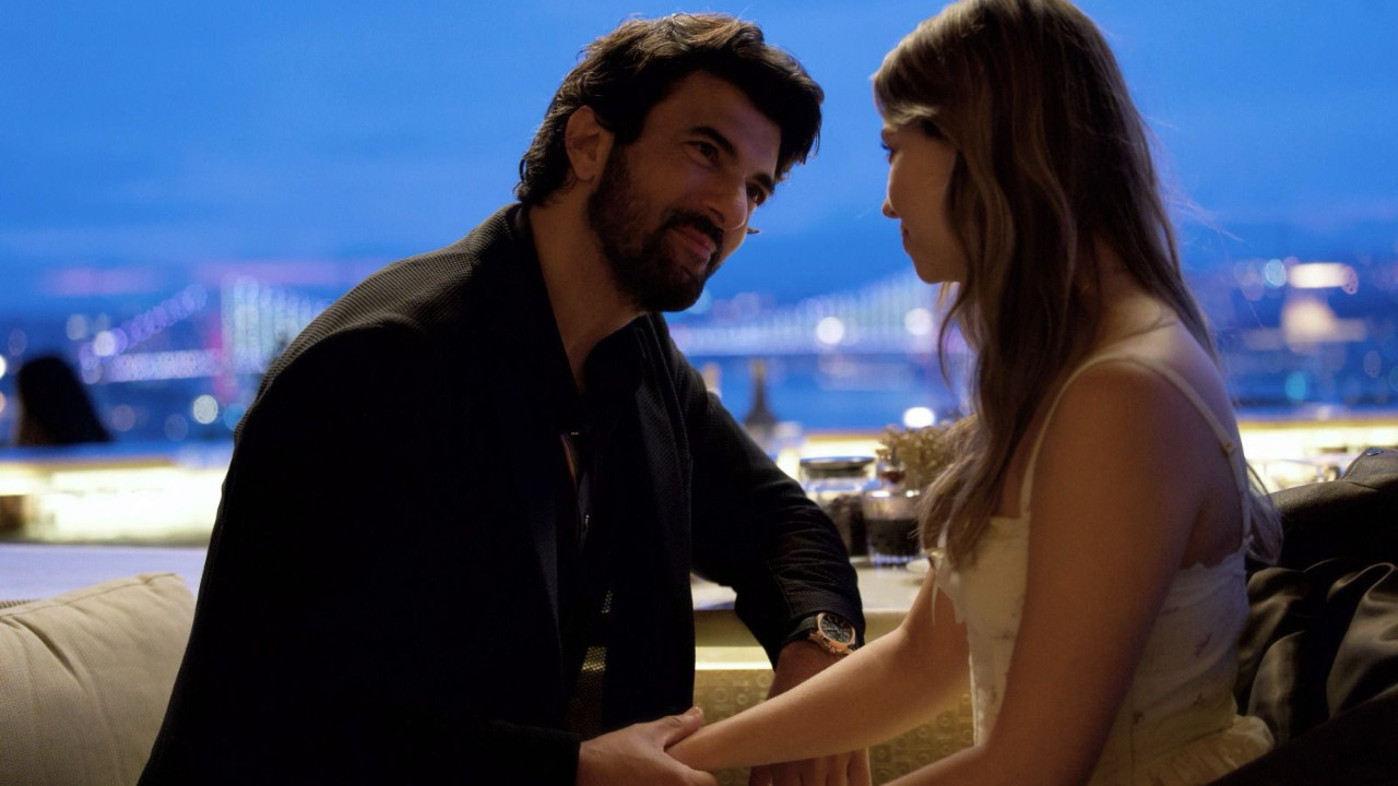 Engin Akyürek ve Afra Saraçoğlu İstanbul tanıtımı için çekilen dizinin ...