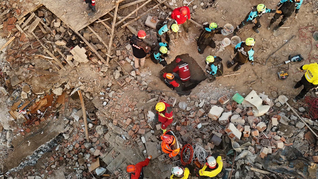 Konya'da yıkılan apartmanın sanıkları kendini savundu: Diğer binalar ayakta