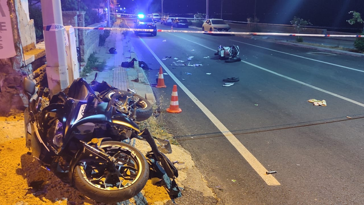 İki motosiklet çarpıştı: 2 ölü