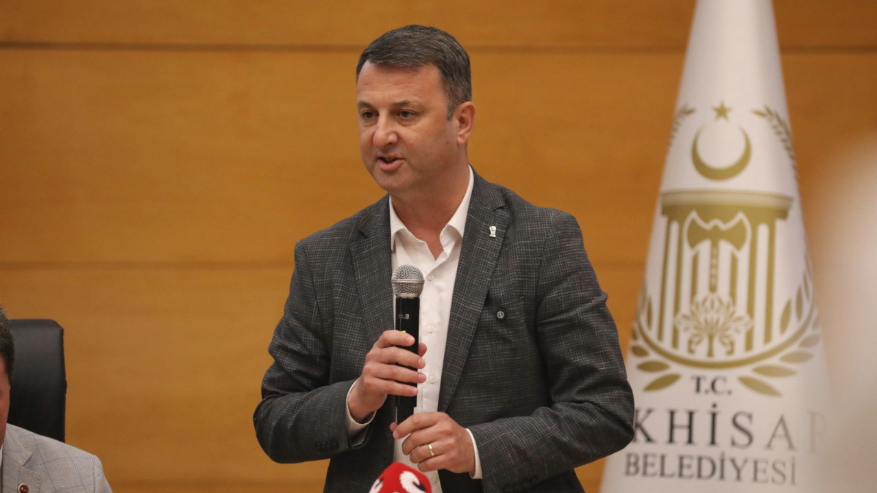 Ekrem Kayserili, Akhisar’ın yeni belediye başkanı seçildi