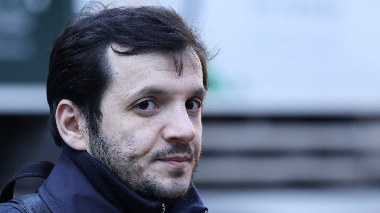 Pandemiyi fırsata çevirip kız kardeşiyle borsada vurgun yaptı