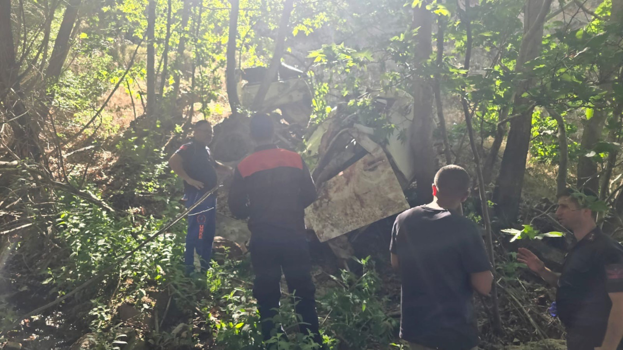 Adıyaman’da kamyonet uçuruma yuvarlandı: 2 ölü
