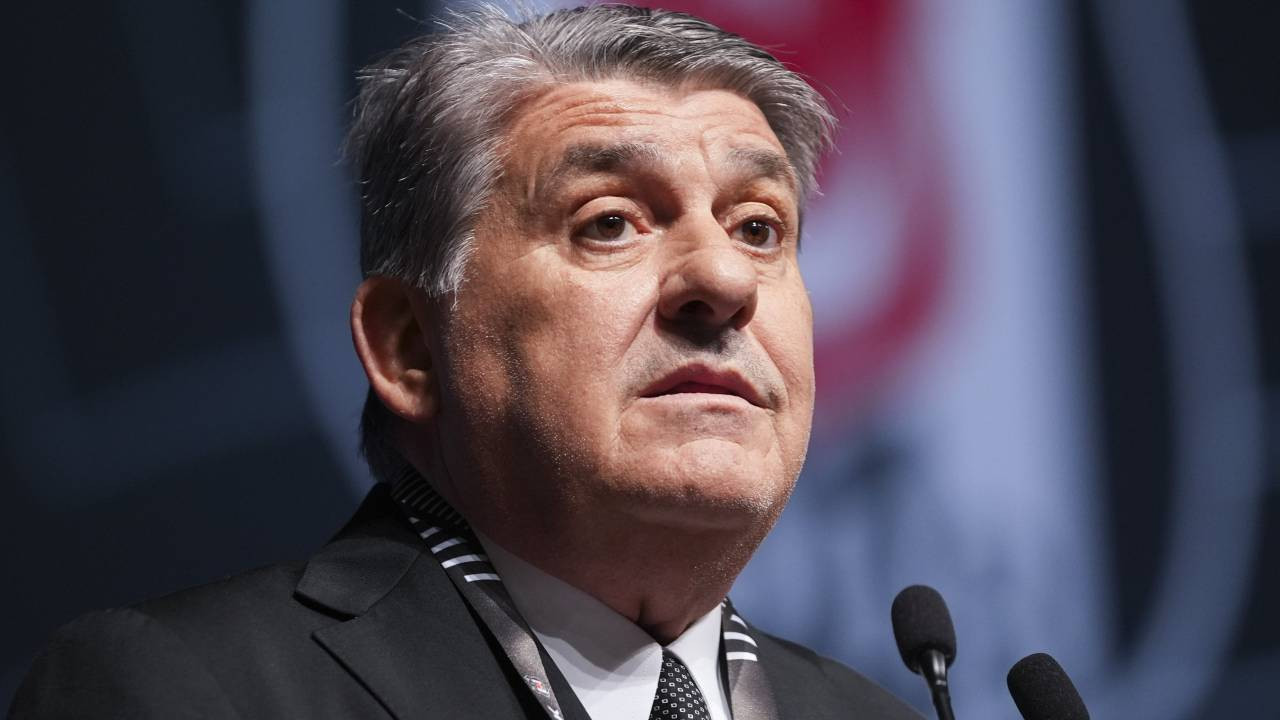 Beşiktaş'tan tarihi karar: Dikilitaş'a 'olur' çıktı, Adalı teşekkür etti