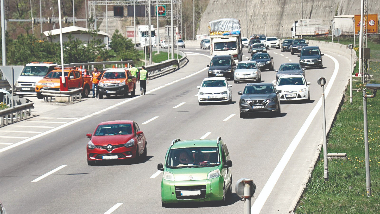 Memleket yolları zamlarla döşendi