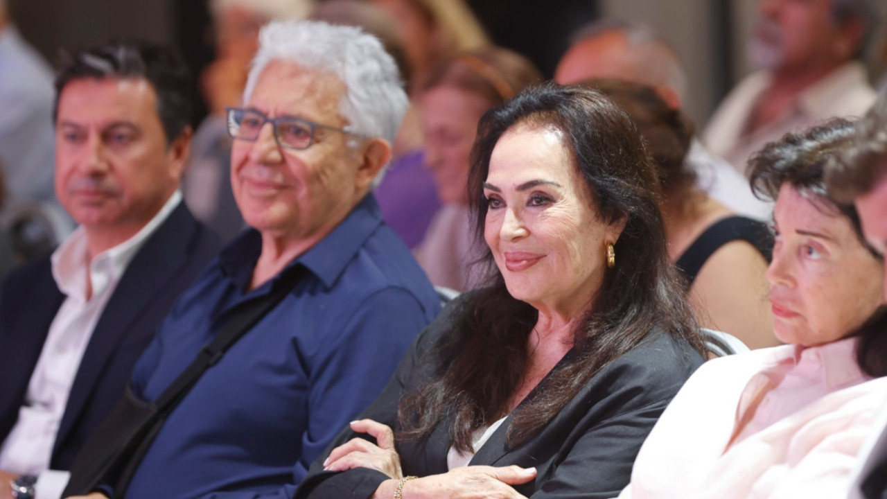 Türkan Şoray ve Zülfü Livaneli’den anlamlı buluşma