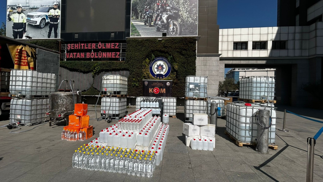 İstanbul'da 19 ton sahte alkol ele geçirildi