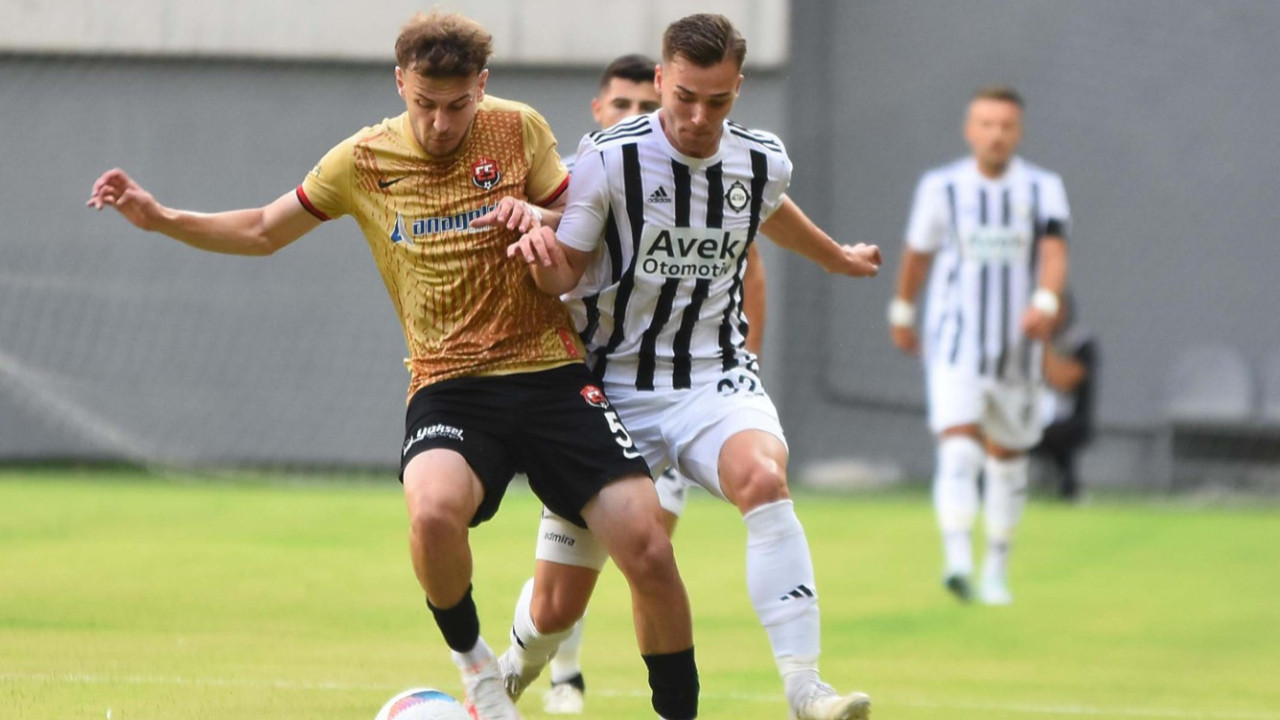 Arda Gezer takımından ayrıldı