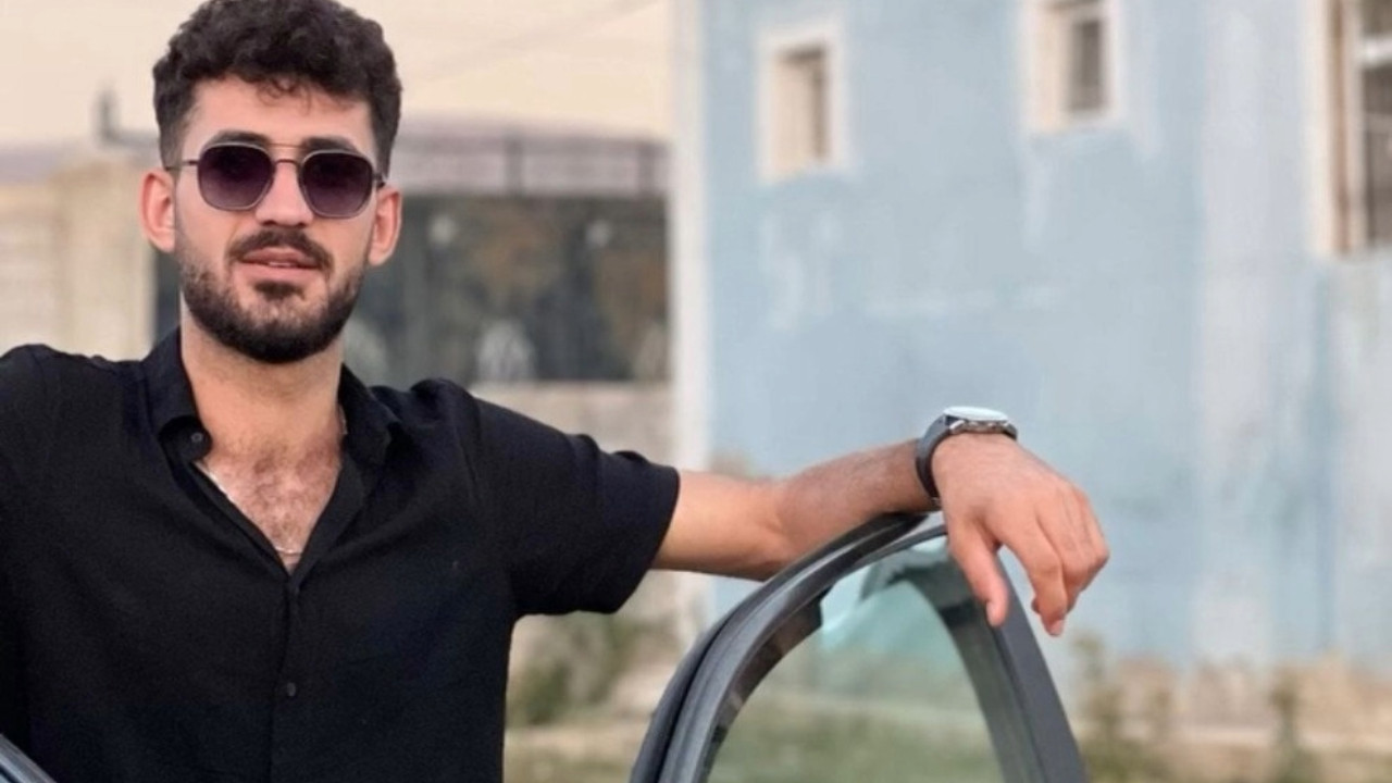 Kazada motosiklet yola savruldu: Genç sürücü feci şekilde can verdi